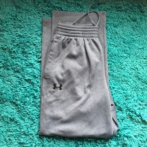 Men’s Under Armour sweatpants size medium